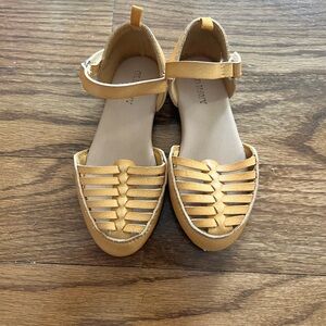 Old Navy Girls Mustard Yellow Strappy Closed-Toe Sandals